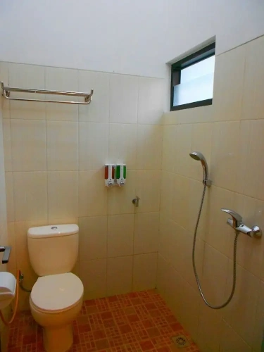 2 Bedrooms Villa