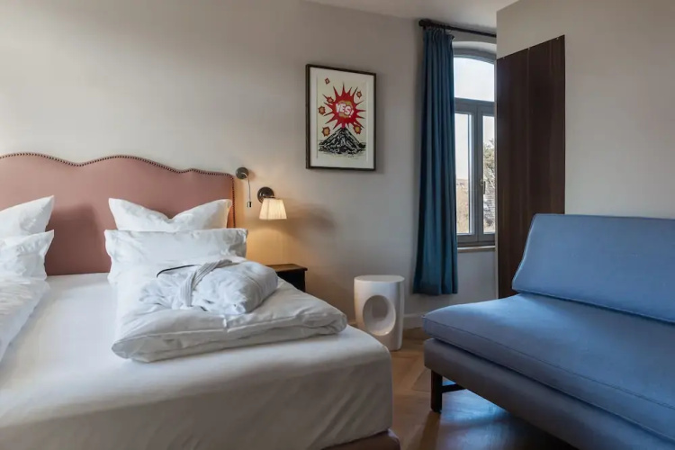 Mimosa Suites