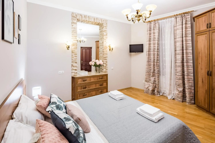 High Castle Apartment