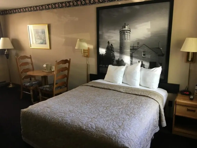 Standard Double room with balcony and with courtyard view