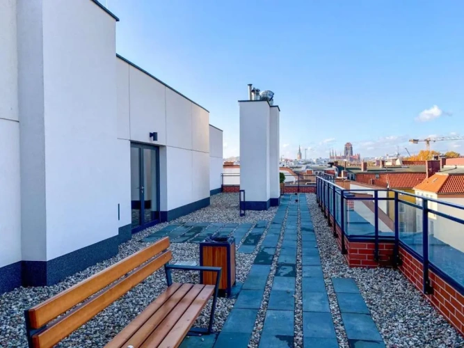 Apartment with garden view