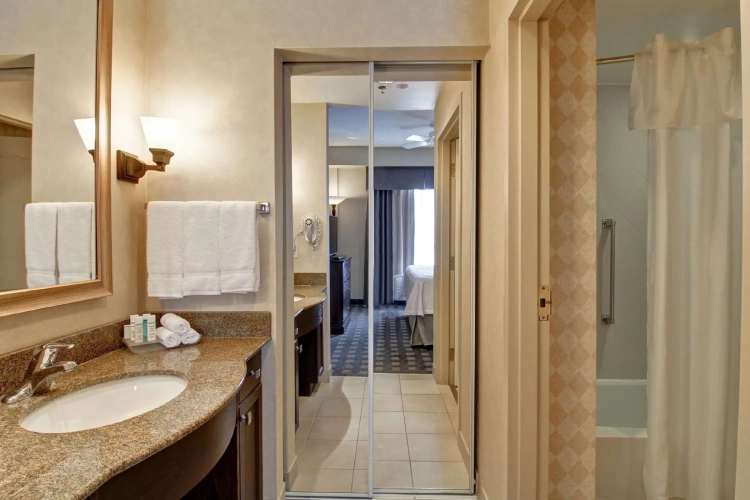 Double Suite