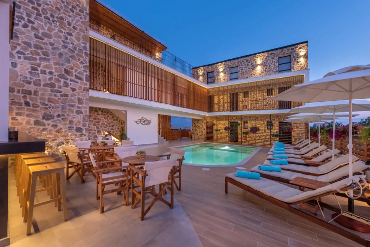 Dandelion Suites
