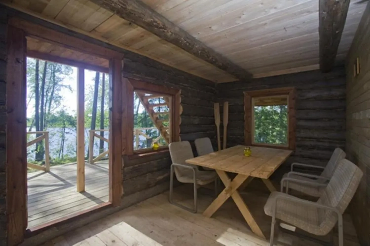 2 Bedrooms Cottage