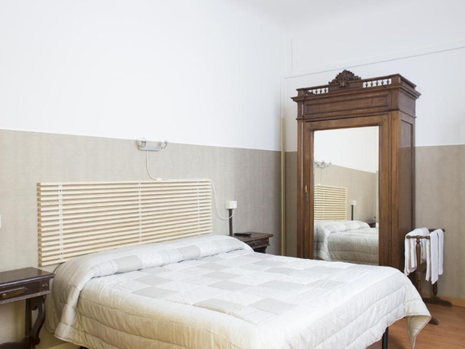 Triple room