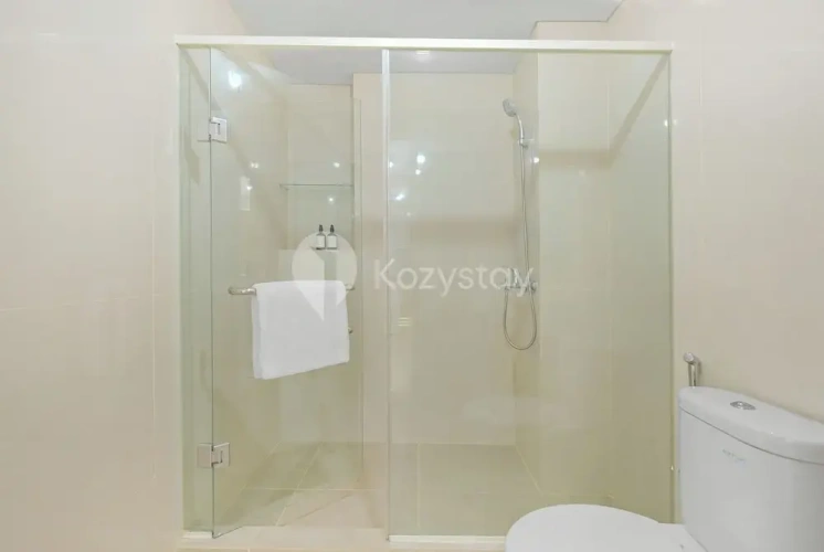 2 Bedrooms Apartment with balcony and with city view