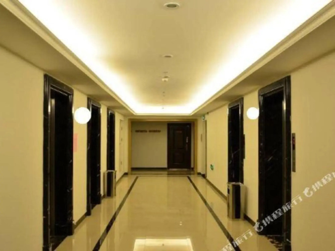 Wanda Paxidun Hotel
