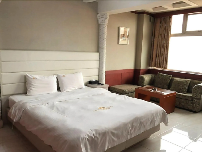 Masan Tourist Hotel