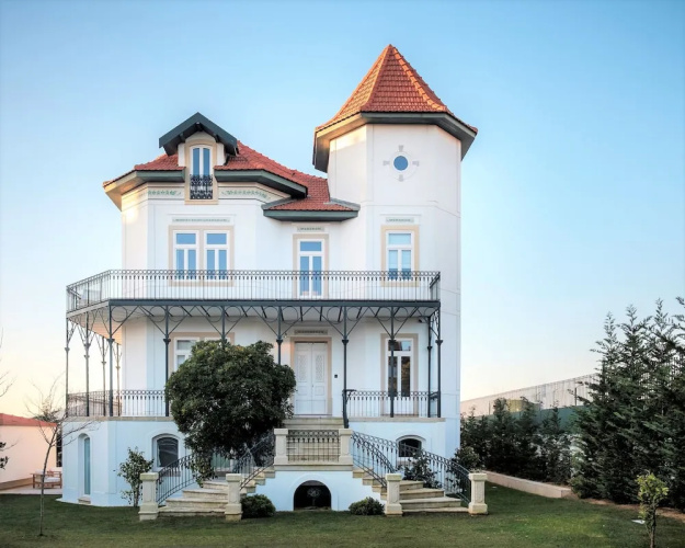 Seaview Castle By Cadenzalux - Estoril