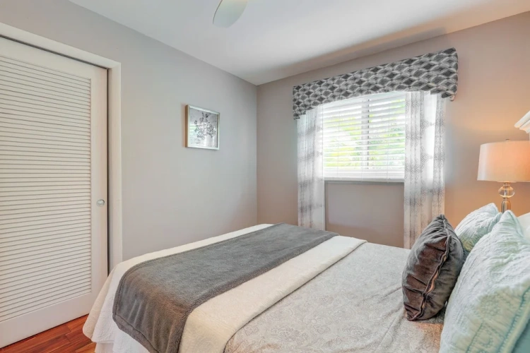 3 Bedrooms Apartment