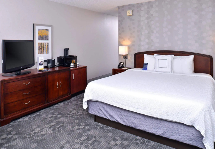 Courtyard by Marriott Decatur