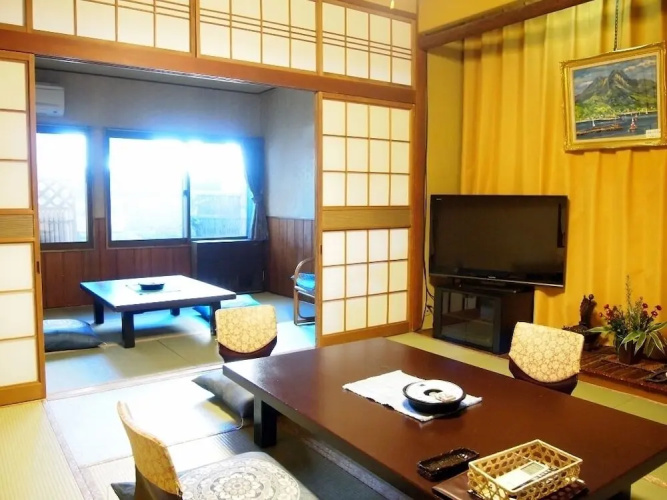 Chuo Hotel