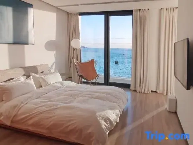 Standard Double room with balcony and with sea view