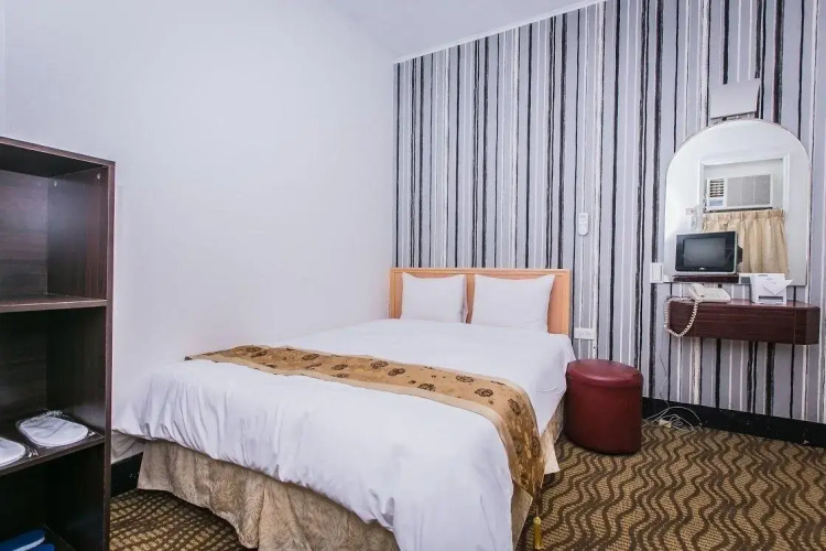 Hotel Queen