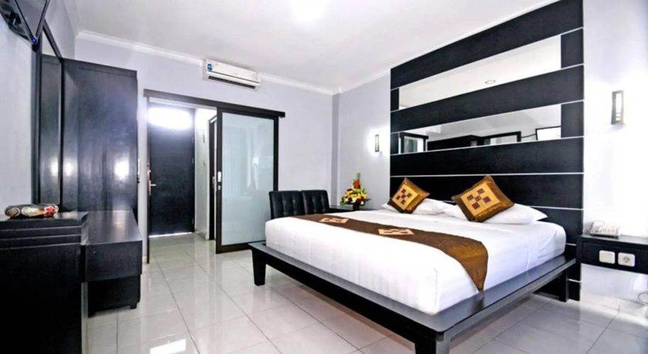 Arya Hotel and Spa