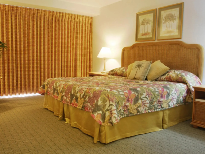 Castaways Resort and Suites