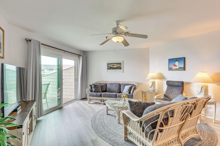 3 Bedrooms Apartment with balcony