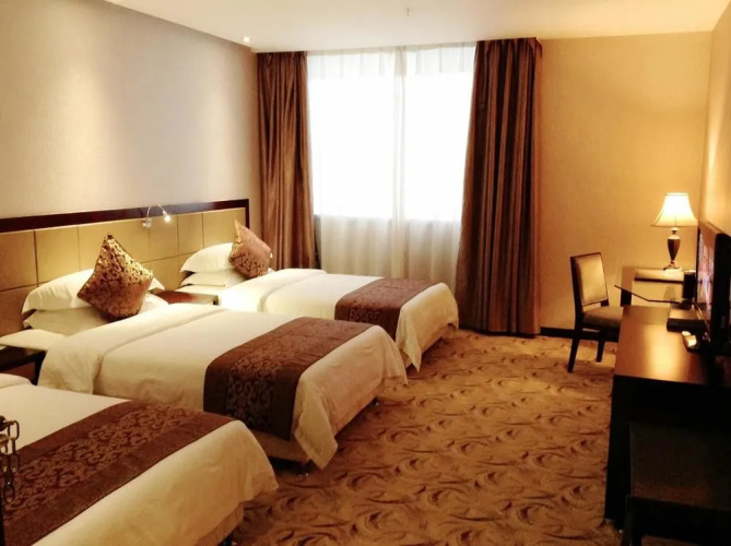 Bama Phoenix Hotel