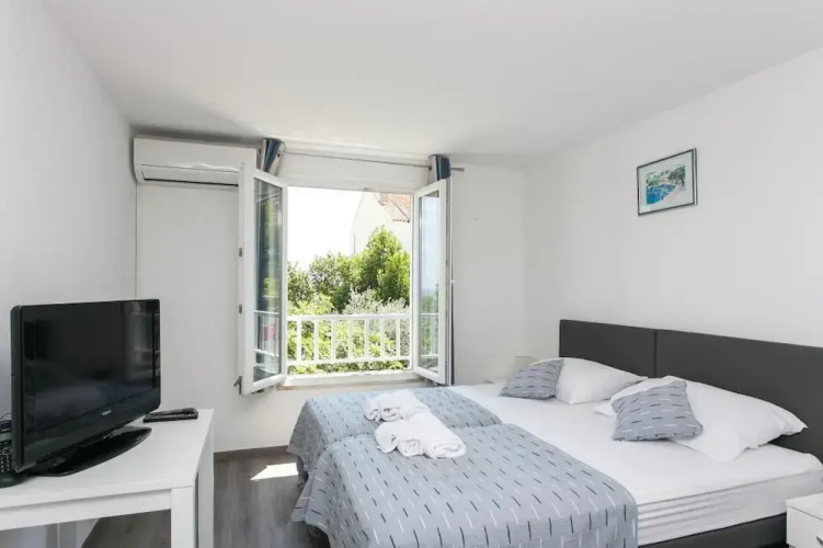 Apartment Tetepave