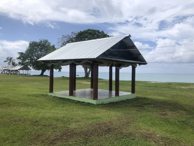 Vaiula Beach Fales