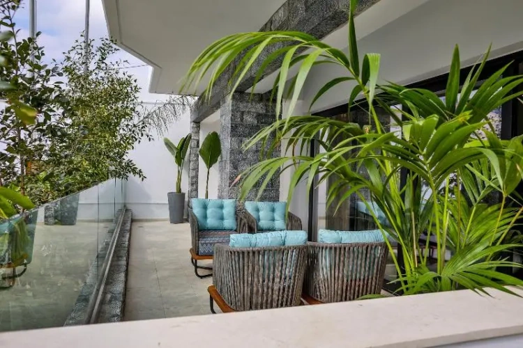 1 Bedroom Suite with balcony