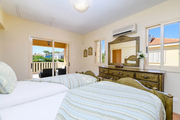 Villa Larnaca