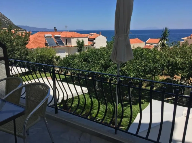 Standard Quadruple room with balcony