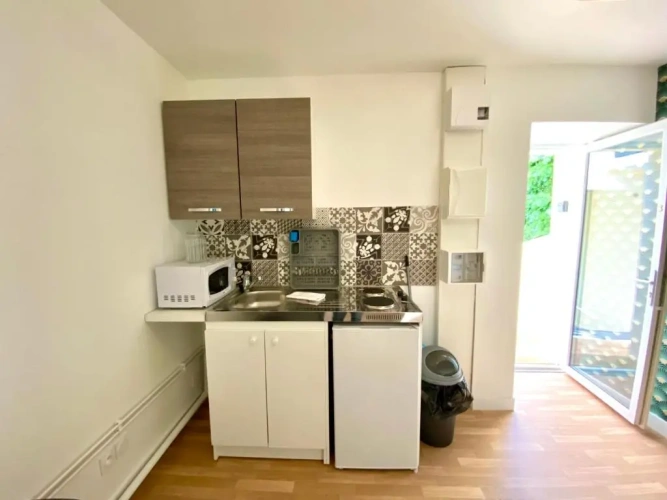 1 Bedroom Apartment