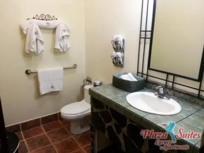 Plaza Suites