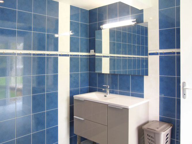 Holiday Home La Piscine - LEN400