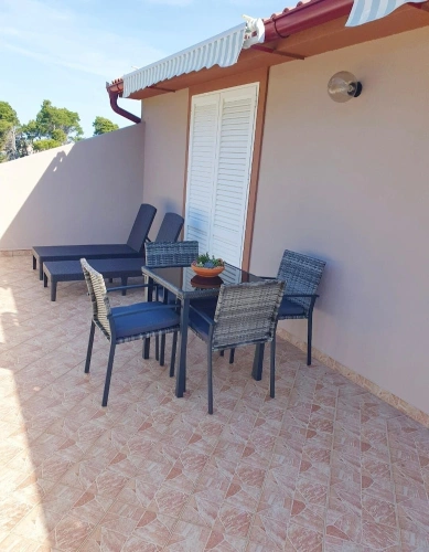 Apartment with balcony