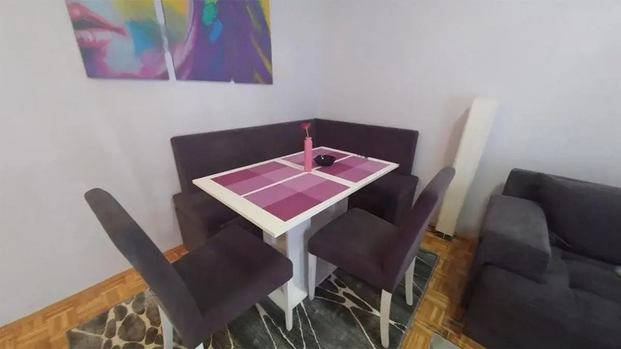 Ivn Apartment