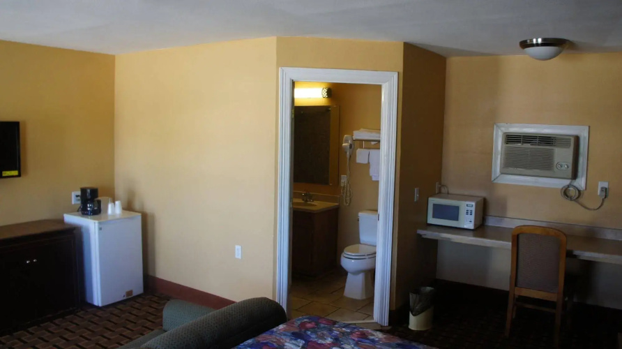 OYO Hotel Atoka