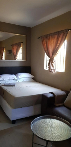 Salas Stay, Midrand