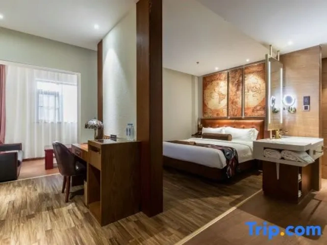 Deluxe Double Suite