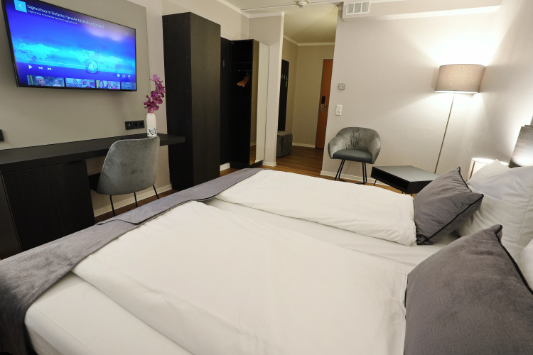 B99 Hotel