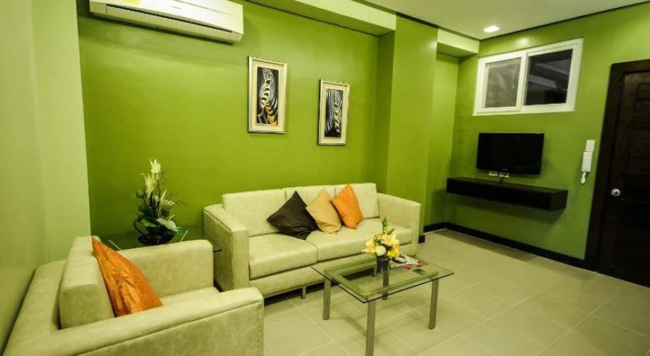 Santoni's Place