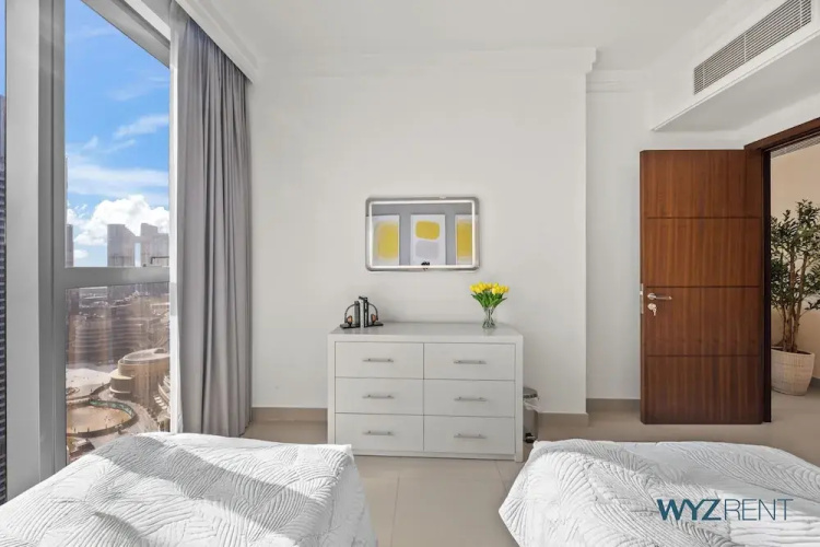 Prestigious 3.5 BR in Boulevard