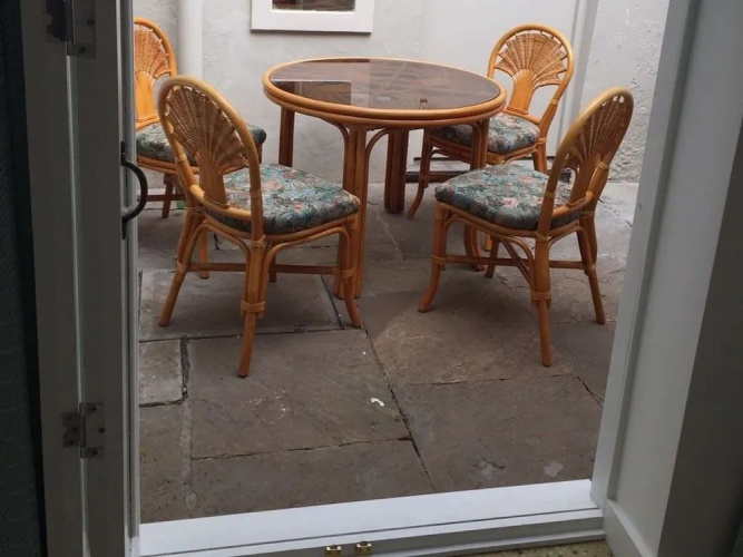 8 Owls B&B
