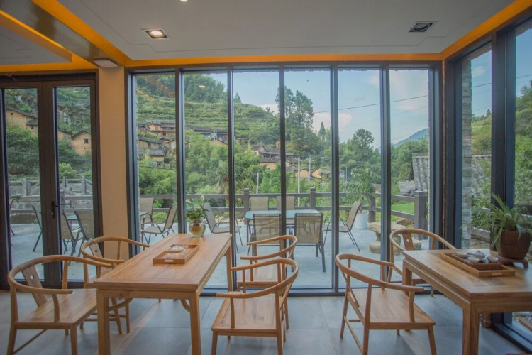 Cloud Valley House