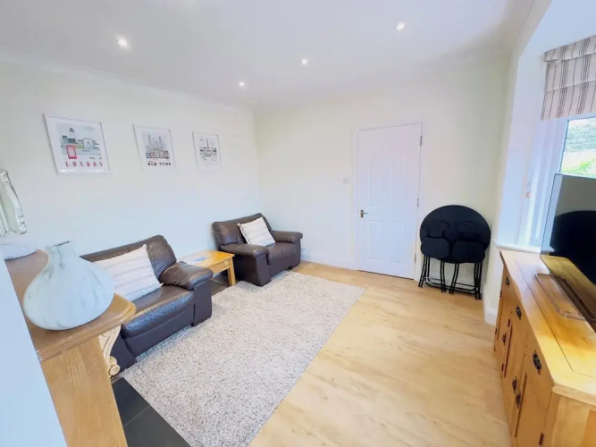 Refurb Private Suite - Wimbledon & Airport Access