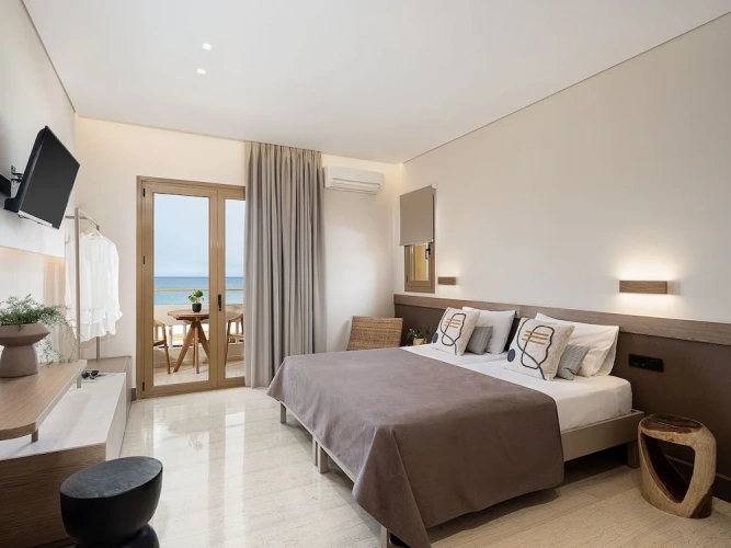 Deluxe Double room with balcony and with sea view
