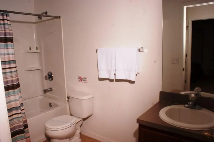 3-Bedroom Townhome with Community Pool