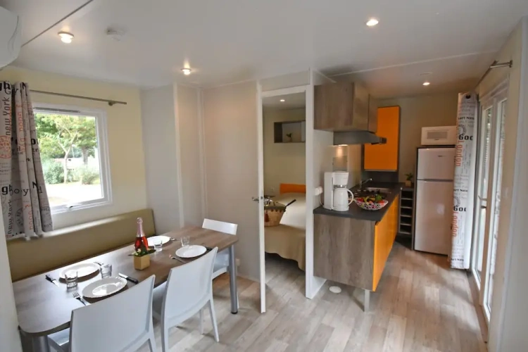 2 Bedrooms Premium Bungalow with balcony