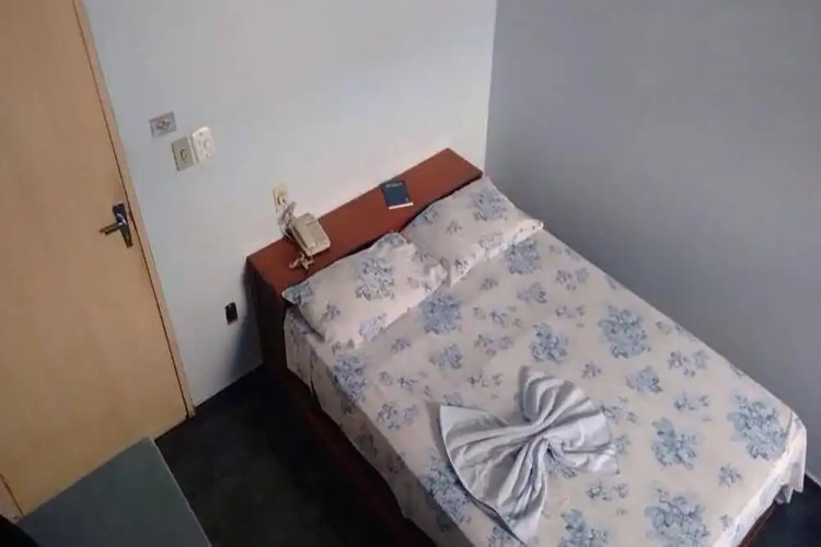 Hotel Pousa La