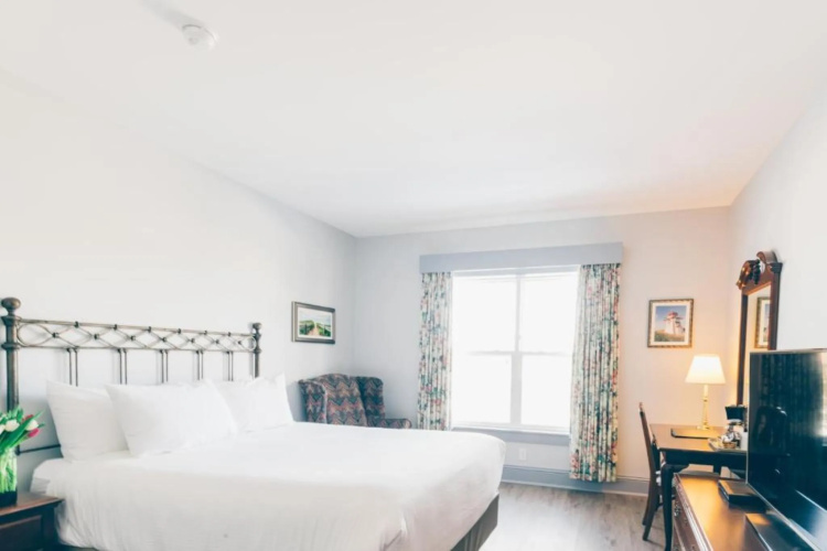 The Loyalist Country Inn photo 6