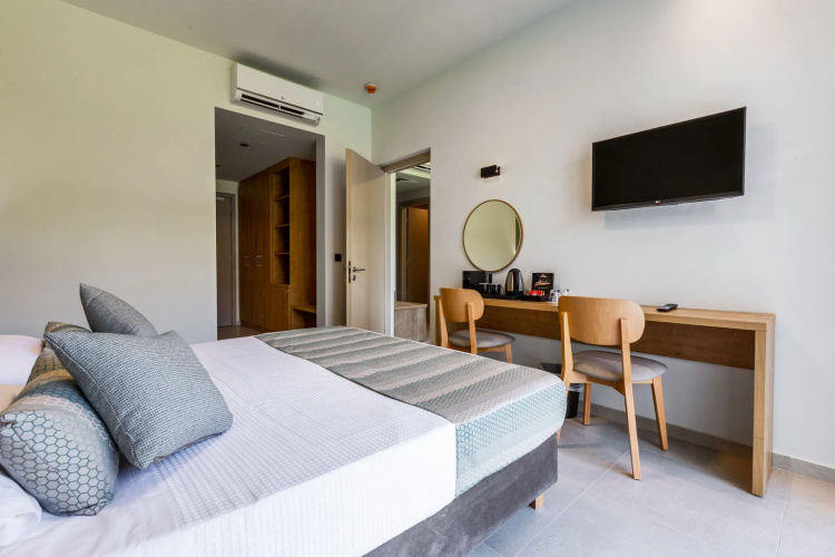 White Olive Elite Laganas - All Inclusive