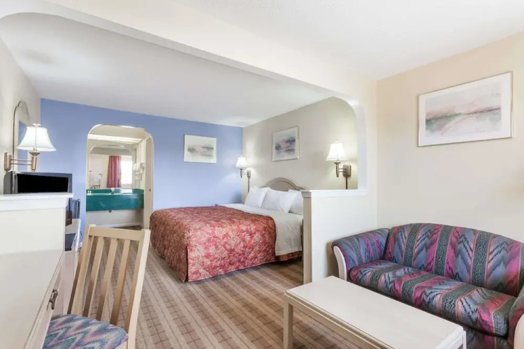 Days Inn Clinton
