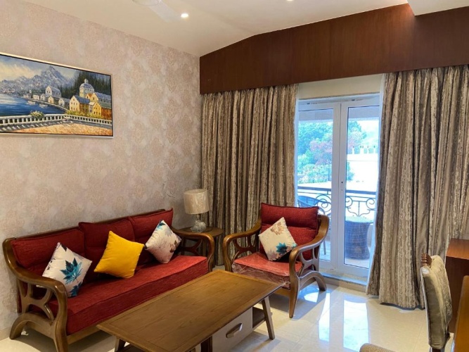 Suite with balcony