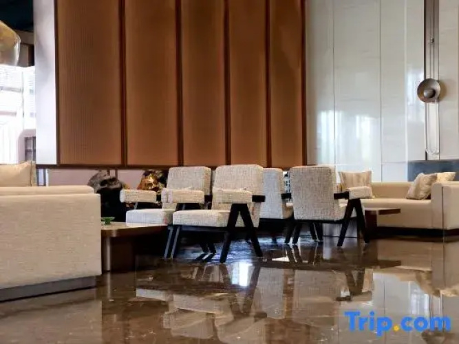 Xinfeng Gushan Narada Resort Hotel